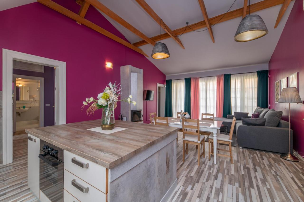 Apartment Lovely - Truhlarska Prag